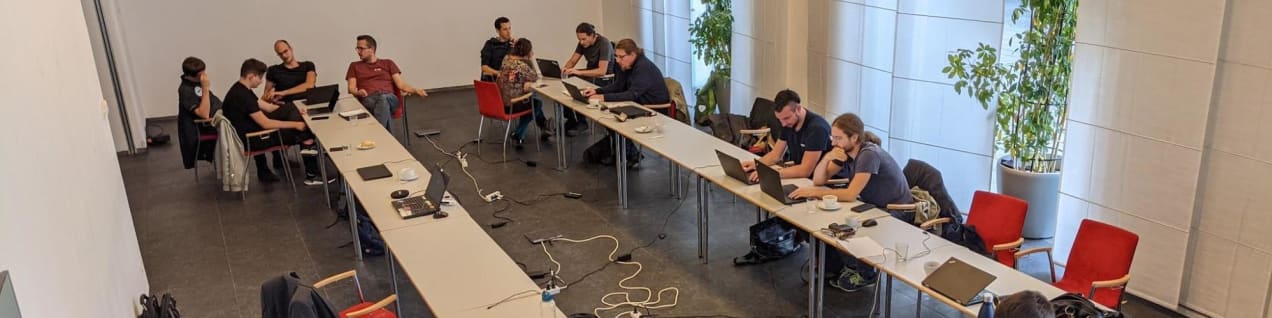 Arbeitsplatz Bild EOX