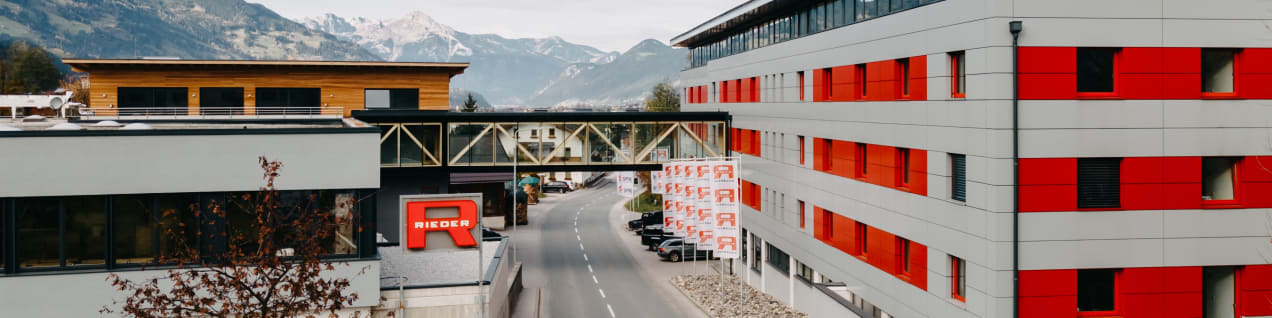 Arbeitsplatz Bild Rieder GmbH & Co KG